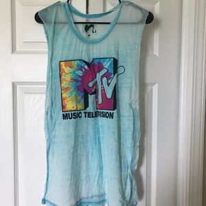 MTV detailed top
